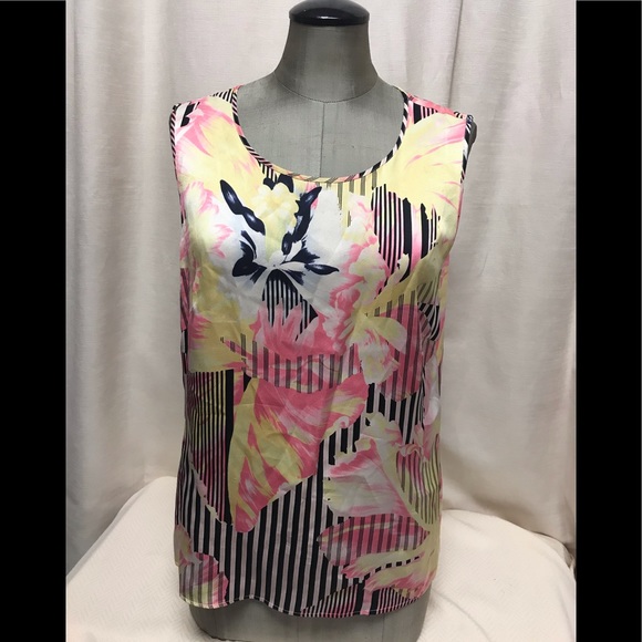 Escada Tops - Escada Silk Sleeveless Top Size 38